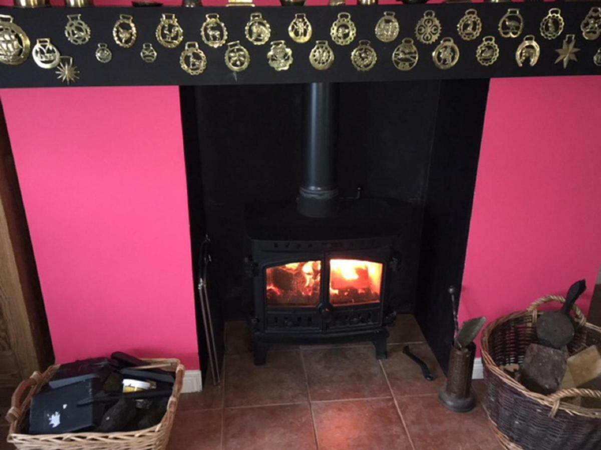 Tornaroan Cottage باليكاسل المظهر الخارجي الصورة
